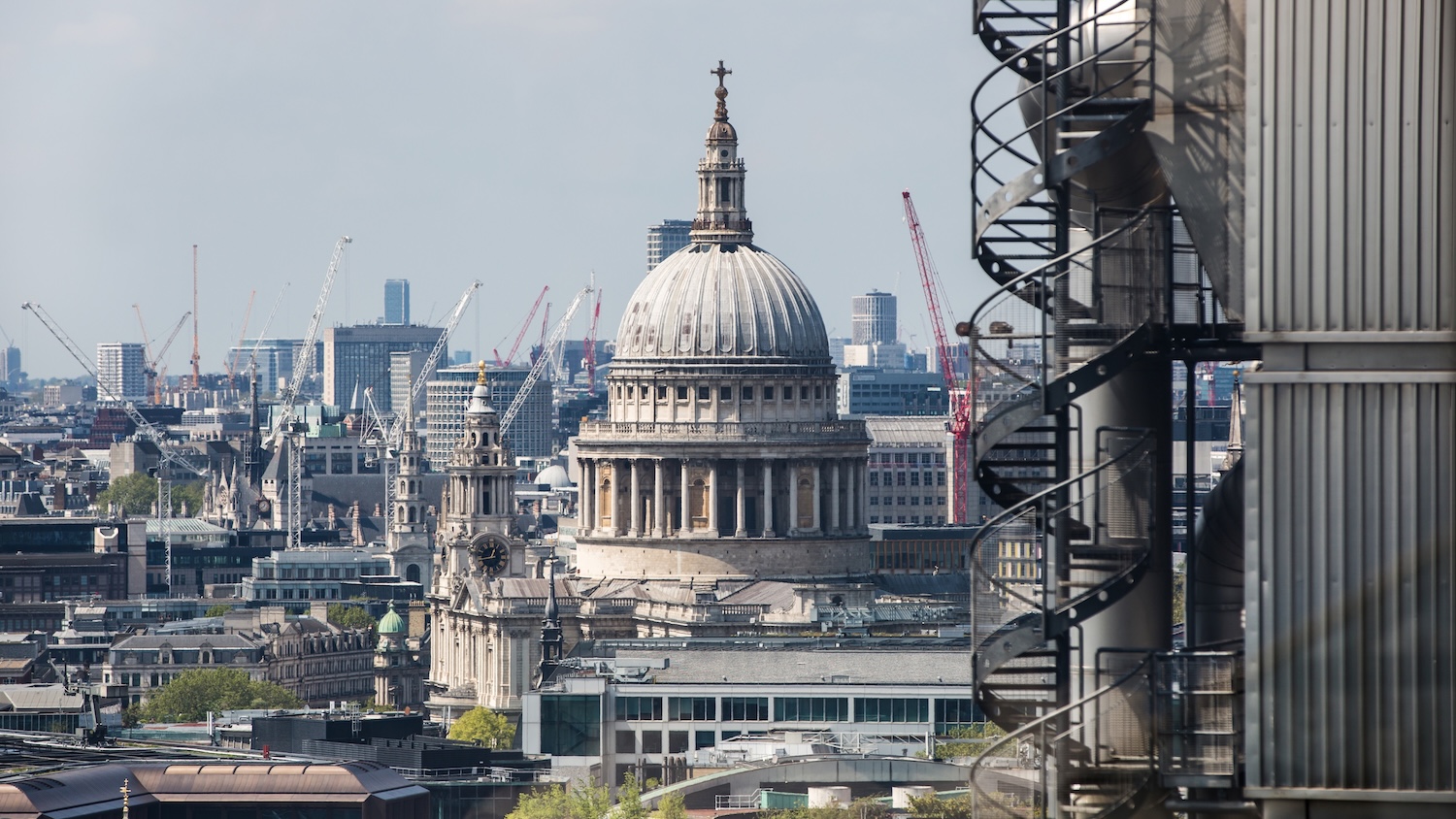 City of London (Irstone, Dreamstime.com)